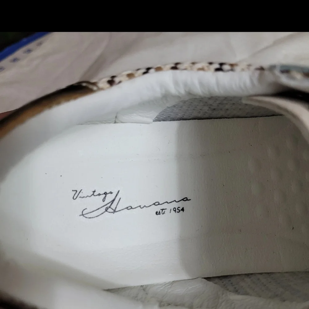 Vintage Havana Beige and White Sneakers - Picture 12 of 14